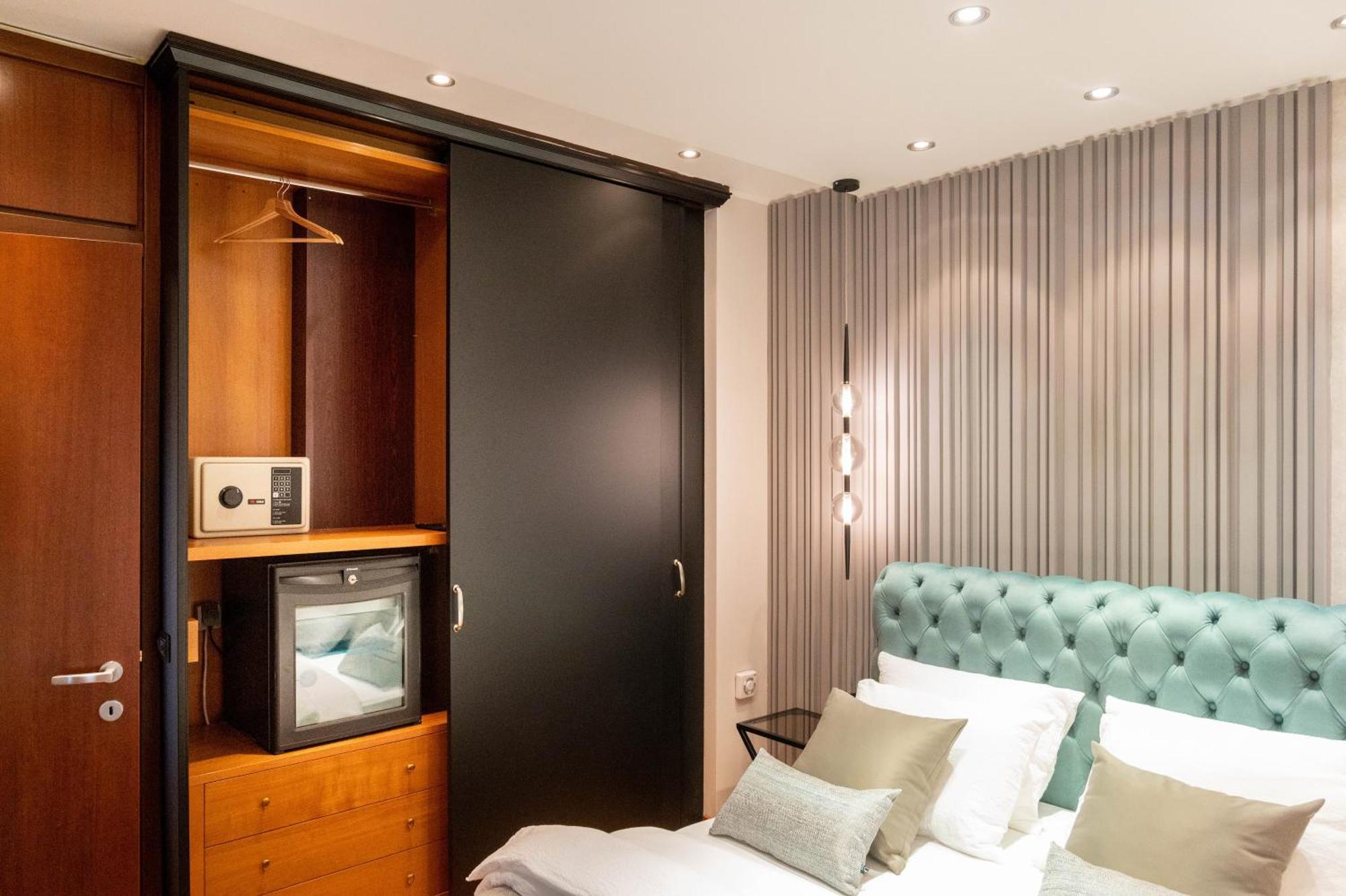 Natali Luxury Suites Belgrado Buitenkant foto