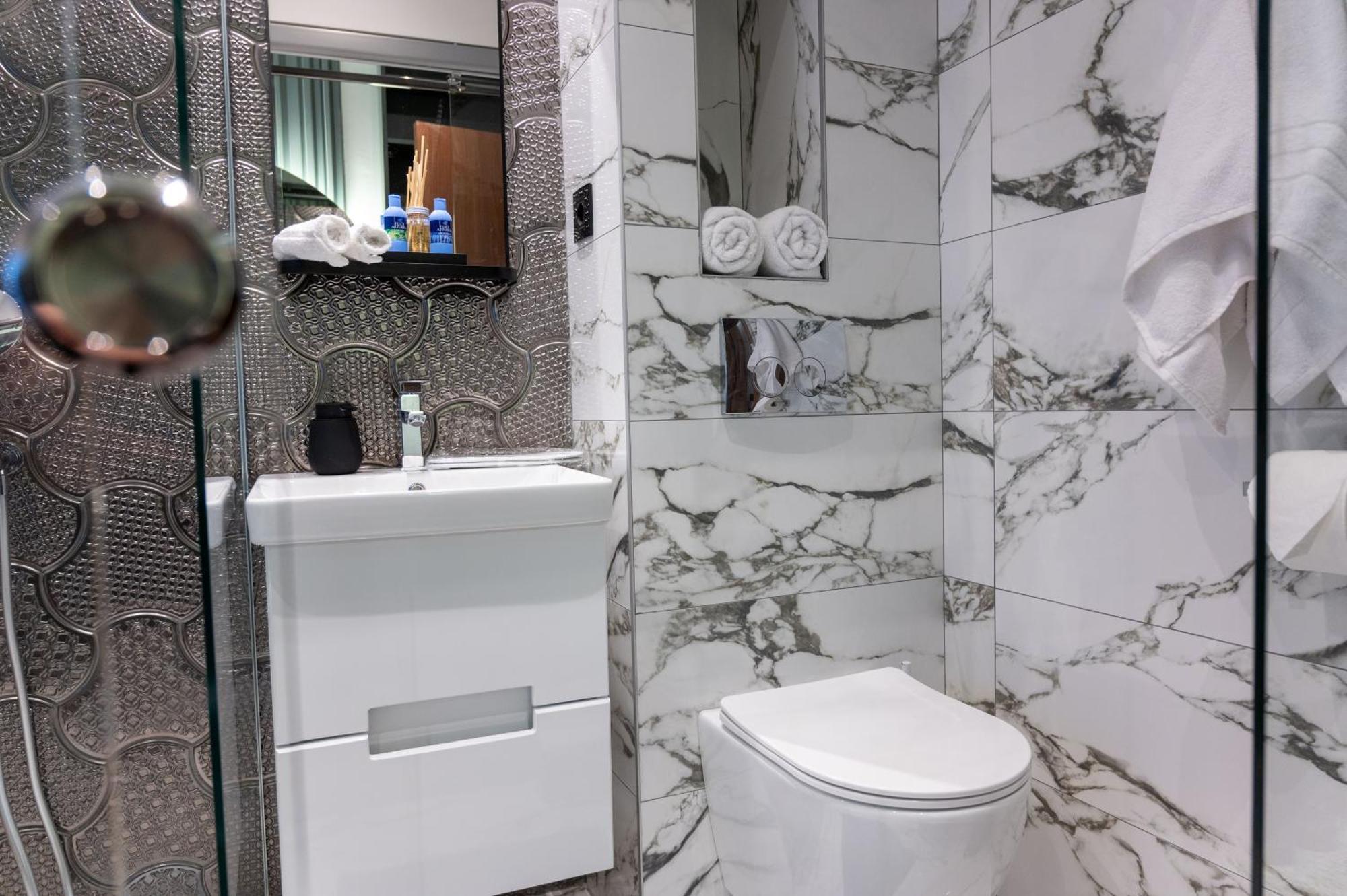 Natali Luxury Suites Belgrado Kamer foto